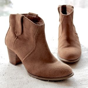 Aldo Vintage Whiskey Suede Booties.